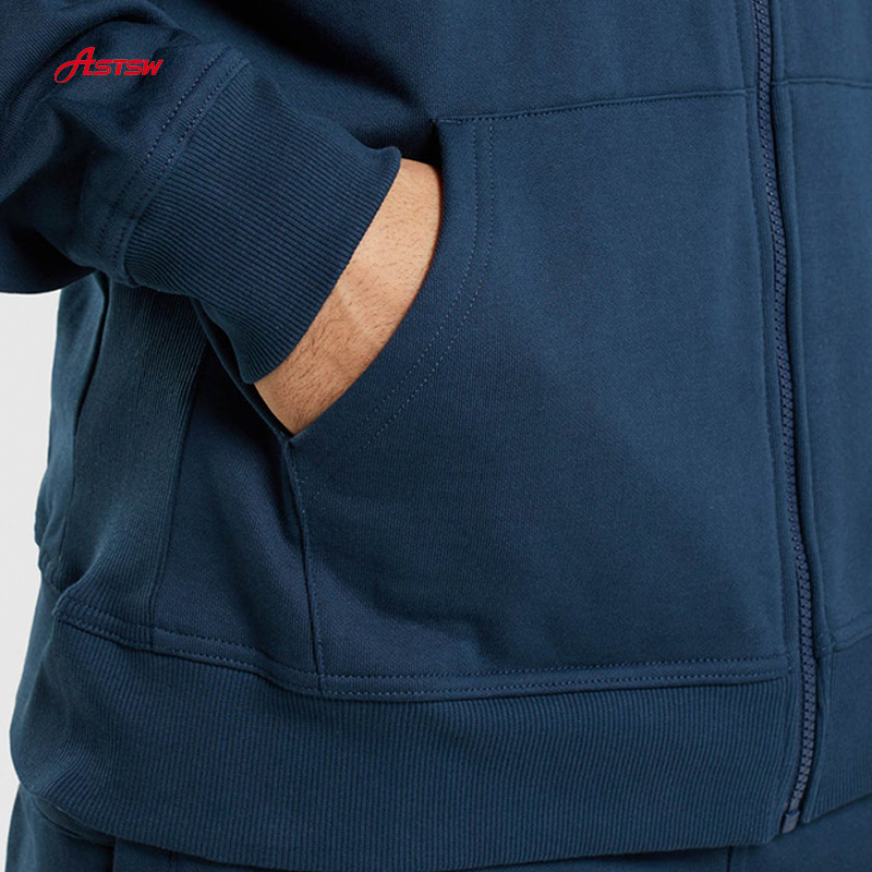 Hoodie with customizable label